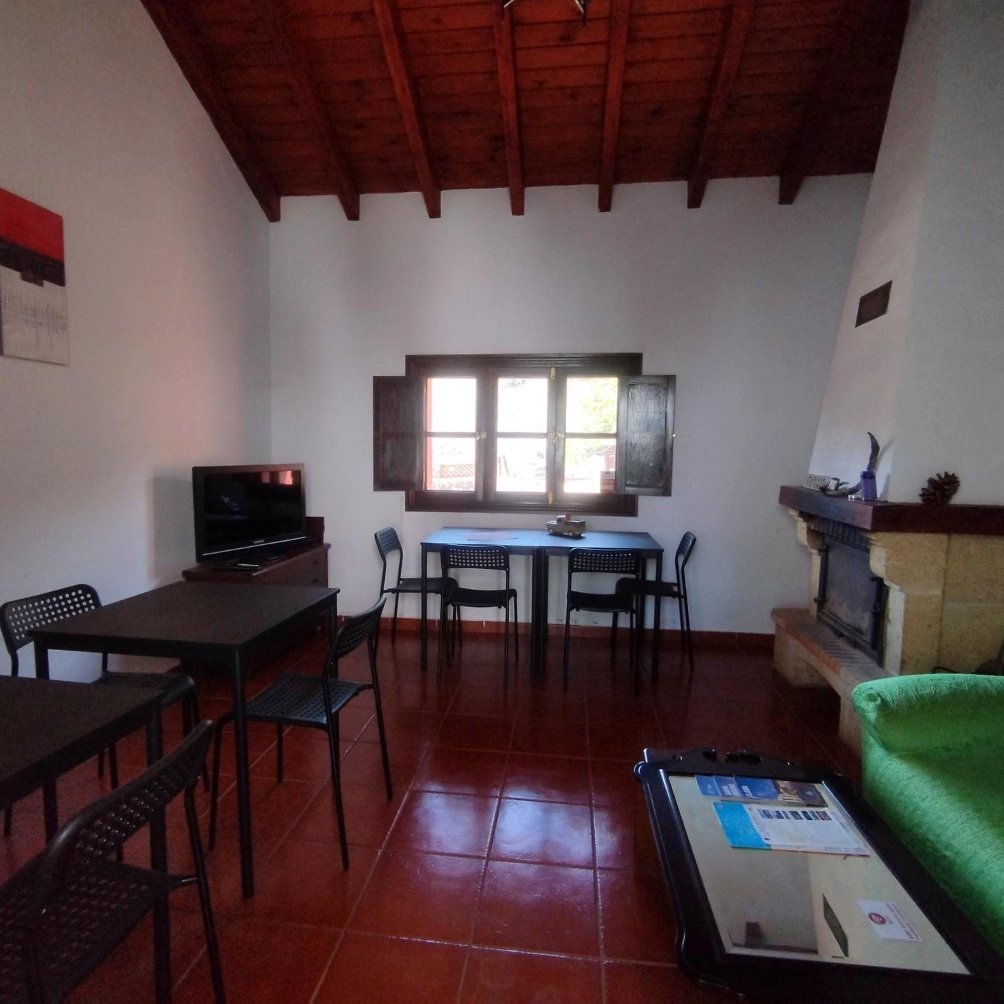 La Casita Hostel Vega de San Mateo Luaran gambar